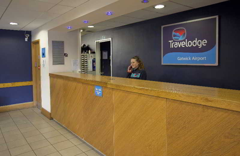 Lobby
 di Travelodge Gatwick Airport