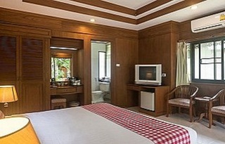 Room thumbnail 6
