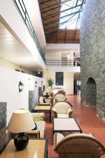 Lobby
 di Torre Praia