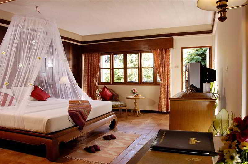Room thumbnail 7
