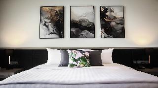 Paradox Superior Room