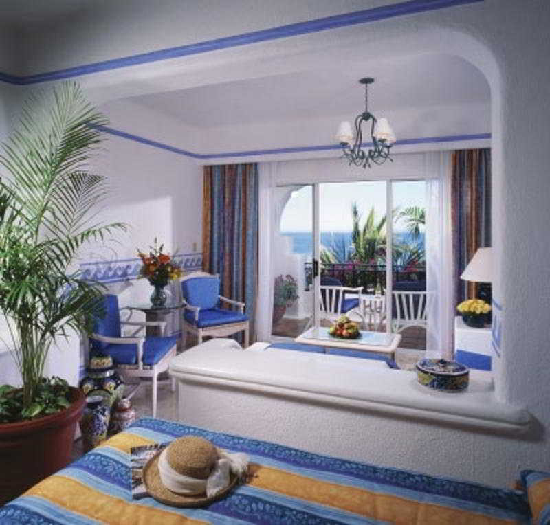Room thumbnail 4