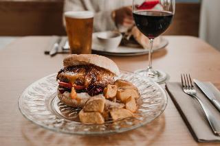 Restaurant
 di Kris Abadia