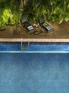 Pool
 di Ambassador Row Serviced Suites by Lanson Place
