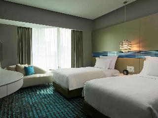 CLUB ROOM, CLUB LOUNGE ACCESS, 2 SINGLE SIZE BEDS