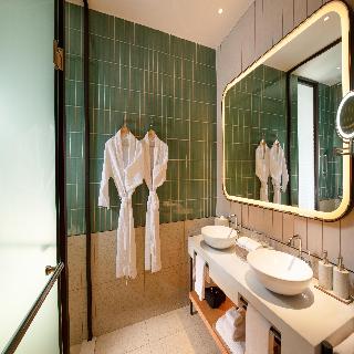 Room Room