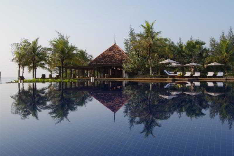 Pool
 di Tanjong Jara Resort Terengganu