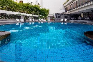 Pool
 di Regent Singapore - A Four Seasons Hotel