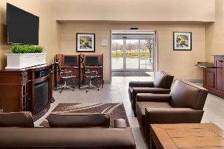Hawthorn Extended Stay by Wyndham Milwaukee Airp