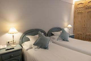 Room Room