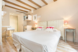Room
 di AinB Gothic-Jaume I Apartments