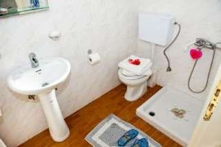 Room
 di Herodotos Studios