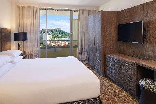 1King Oceanview Hula Tower 1Bedroom Suite