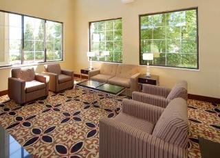 Lobby
 di Comfort Suites Gwinnett Place