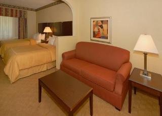 Room
 di Comfort Suites Gwinnett Place