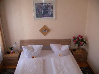 Garni Djaran Hotel