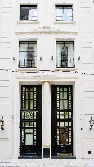 1253 Recoleta Small Hotel