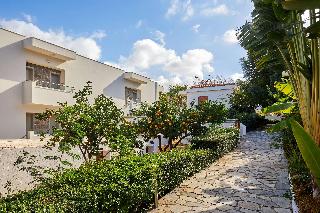COOEE Kyknos Beach Hotel & Bungalows