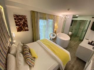 COOEE Kyknos Beach Hotel & Bungalows