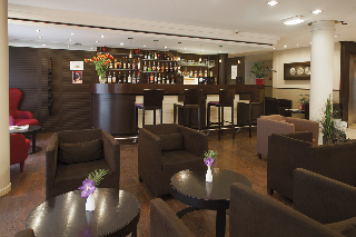 Bar
 di Park & Suites Prestige Cannes Croisette