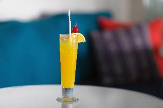 Yellow Bird Hotel - Bar