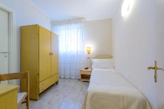 Falco, Rimini