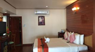 Room thumbnail 23