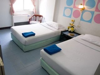 General view thumbnail 8