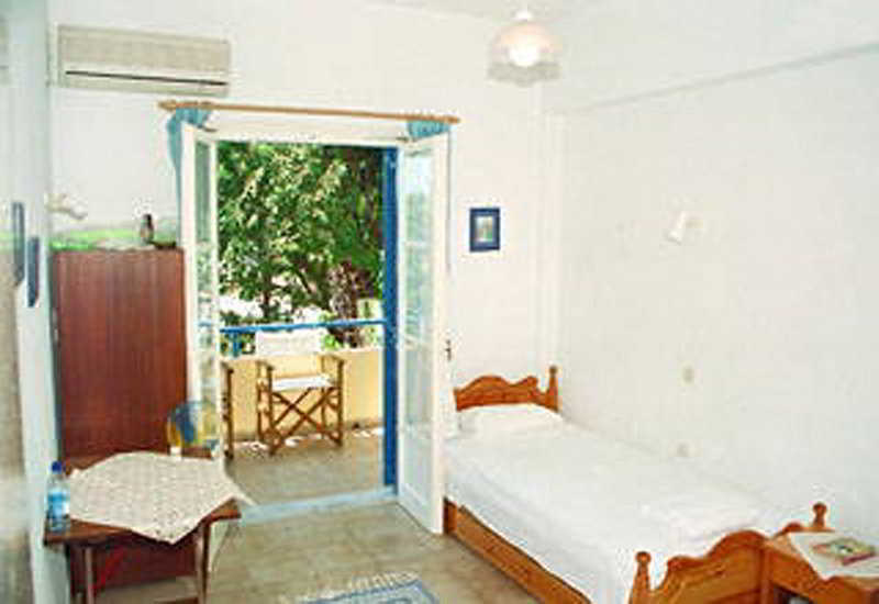 Room
 di Heliotopos Studios