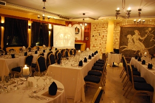 Restaurant
 di Athena Pallas 