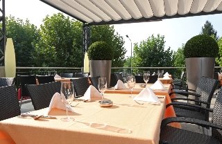 Terrace
 di Geroldswil Swiss Quality Hotel