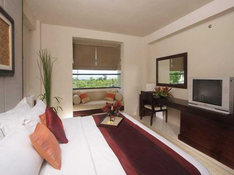 Room thumbnail 1