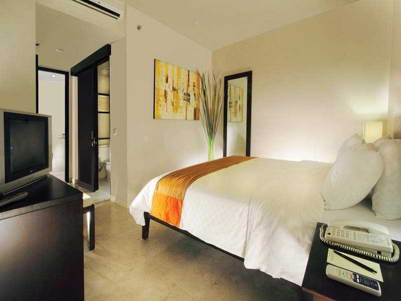 Room thumbnail 2