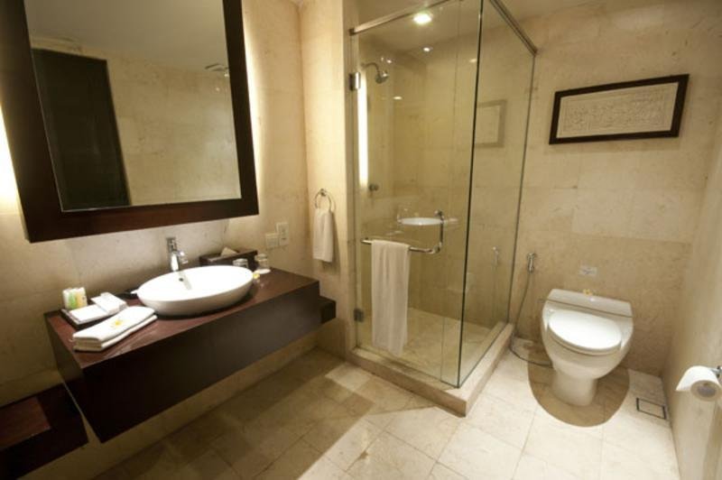 Room thumbnail 6