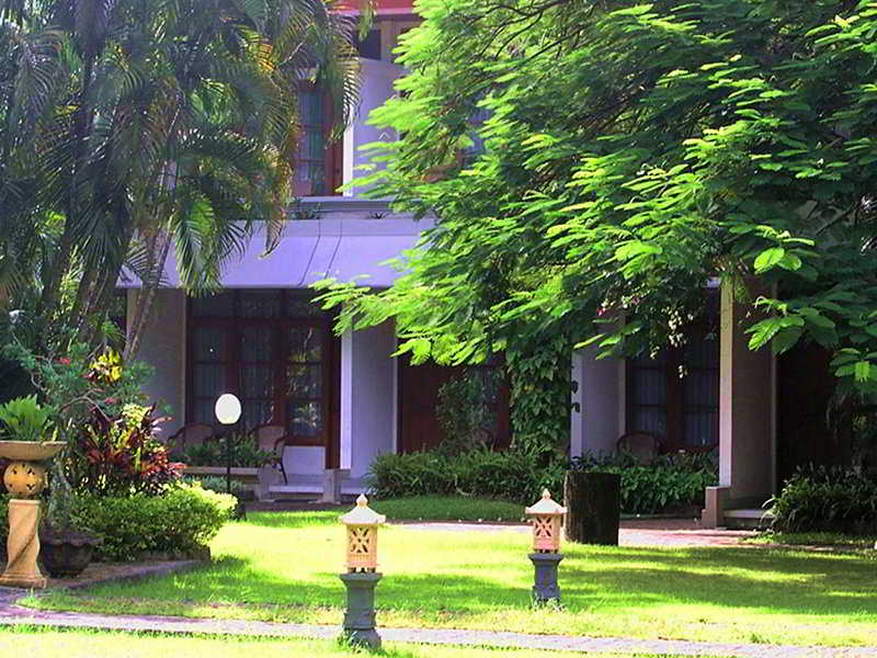 General view thumbnail 3