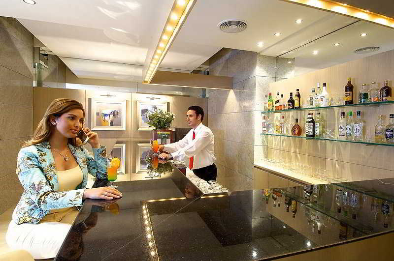 Bar
 di Ontur Izmir