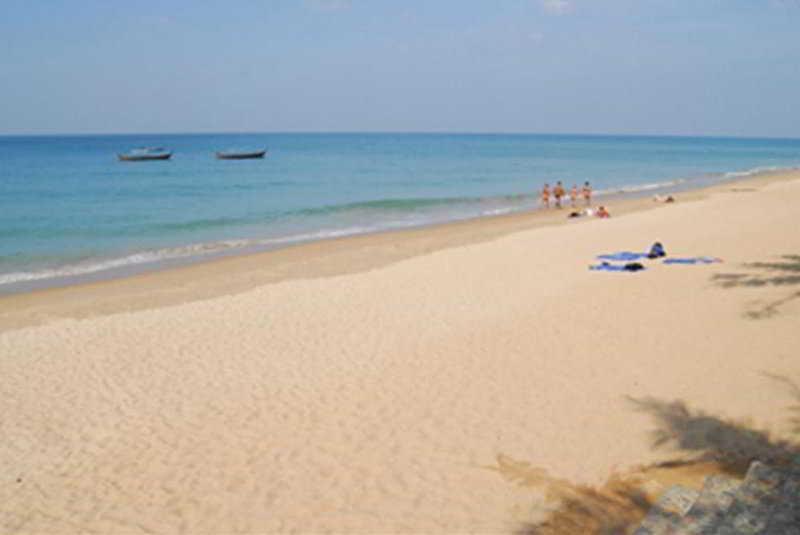 Beach
 di Mukdara Beach Villa & Spa Resort