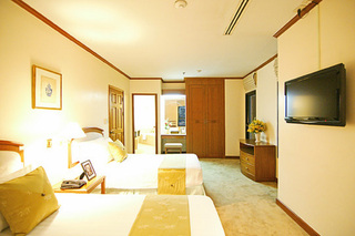 Room
 di Grand Diamond Suites Hotel