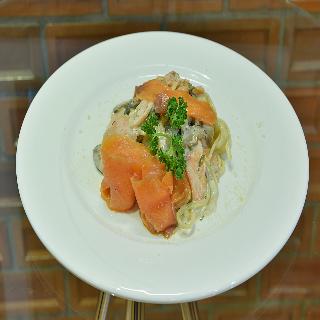 Restaurant thumbnail 24
