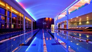 Hilton Warsaw Hotel and Convention Centre - Pool
