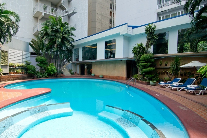 Pool
 di Manhattan Bangkok