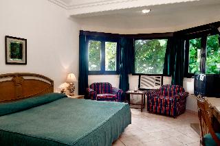 Room
 di Whispering Palms Beach Resort