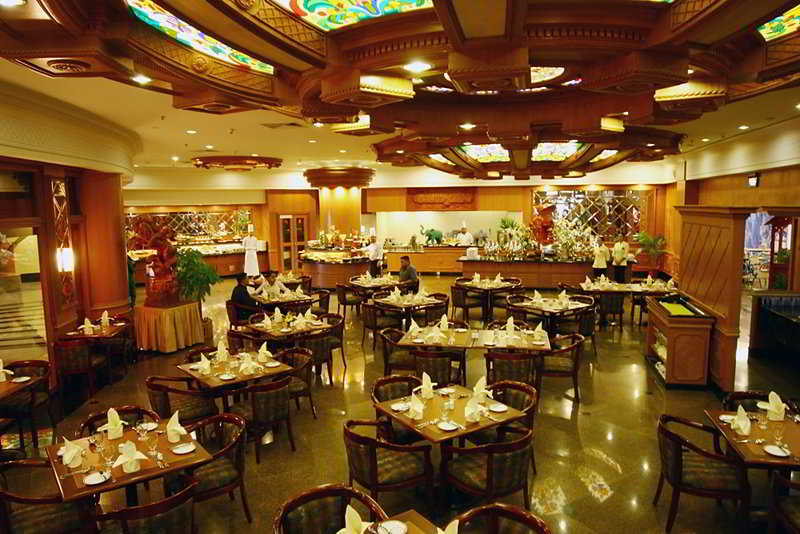 Restaurant
 di The Rizqun International Hotel, Brunei