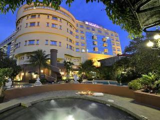 Grand Aquila