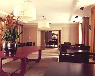 Lobby
 di NH Hotel De Ville