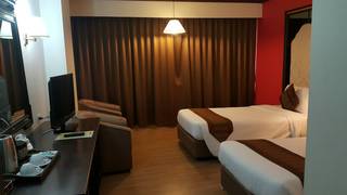 Room thumbnail 12