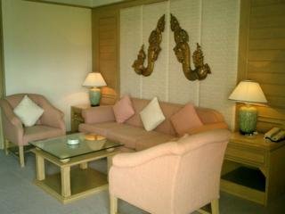 Room thumbnail 7