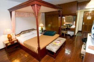 Room thumbnail 1