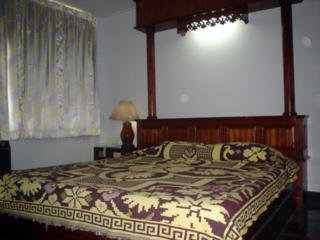 Room thumbnail 2