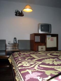 Room thumbnail 3